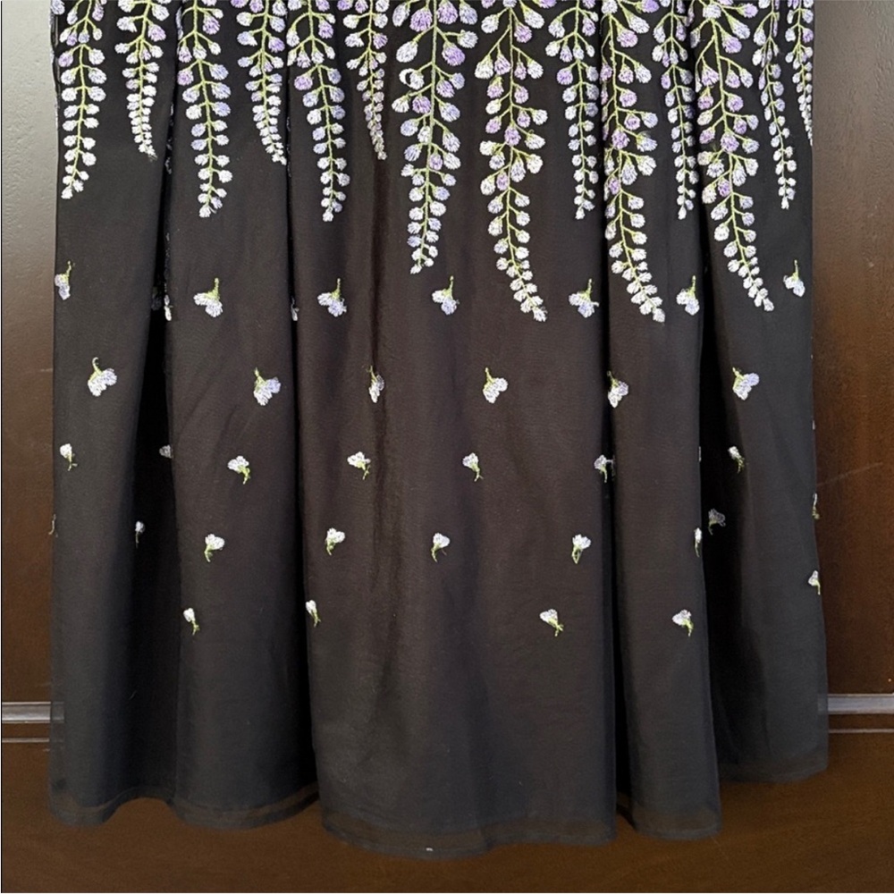 Like New White House Black Market Floral Embroidered Mesh Dress Black Size 14 - Picture 10 of 15